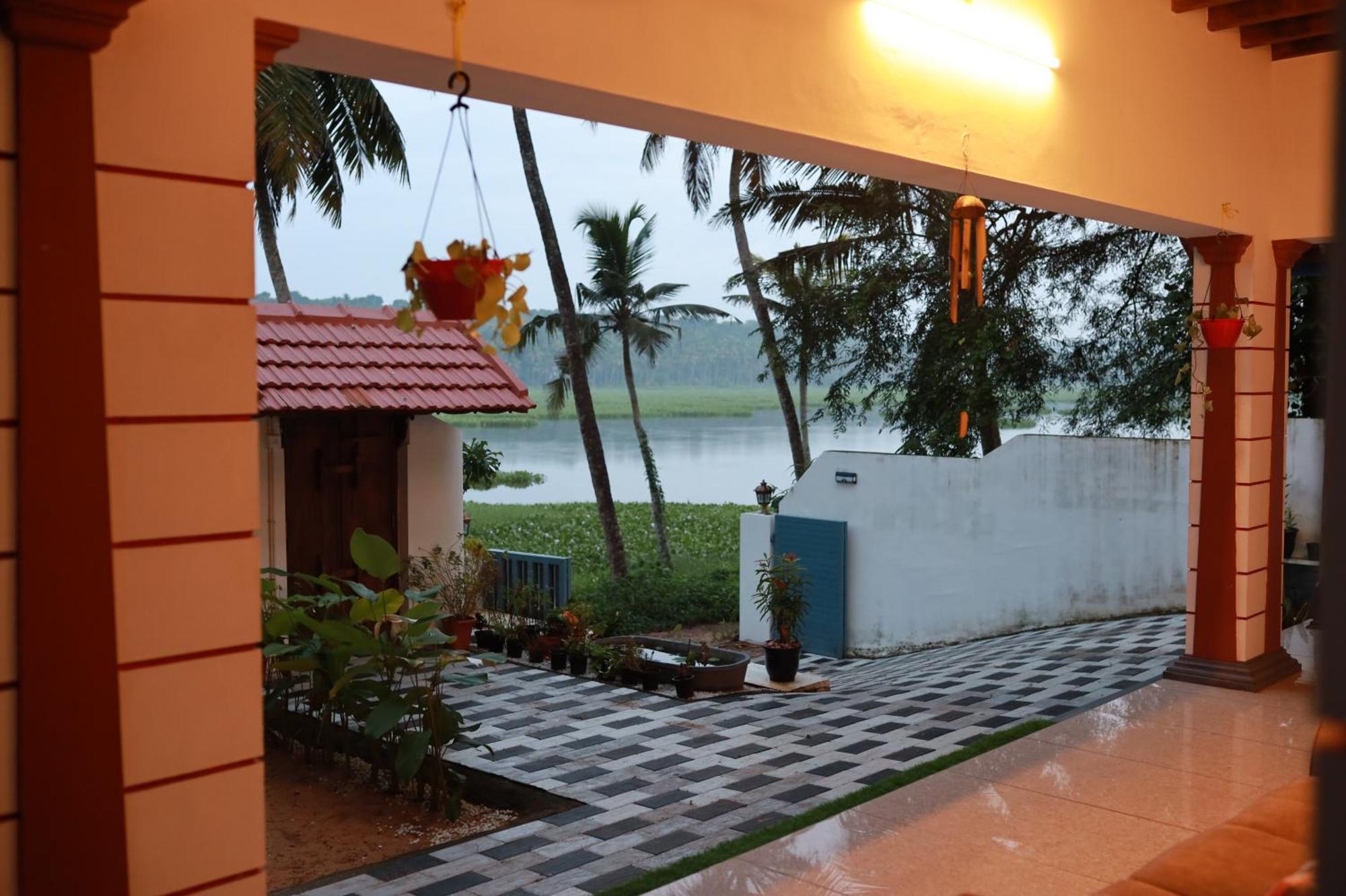 Kovalam Lake View Villa Vellayani Exterior foto